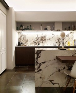 77c93b55cf2e494a247dded036c75b34