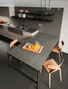 Spiek kwarcowy Atlas Plan Natura-Body Tech Basaltina Volcano 324x162x2 cm