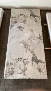 plyta-scienna-bezowy-kamien-mat-280-cm-x-122-cm (1).webp